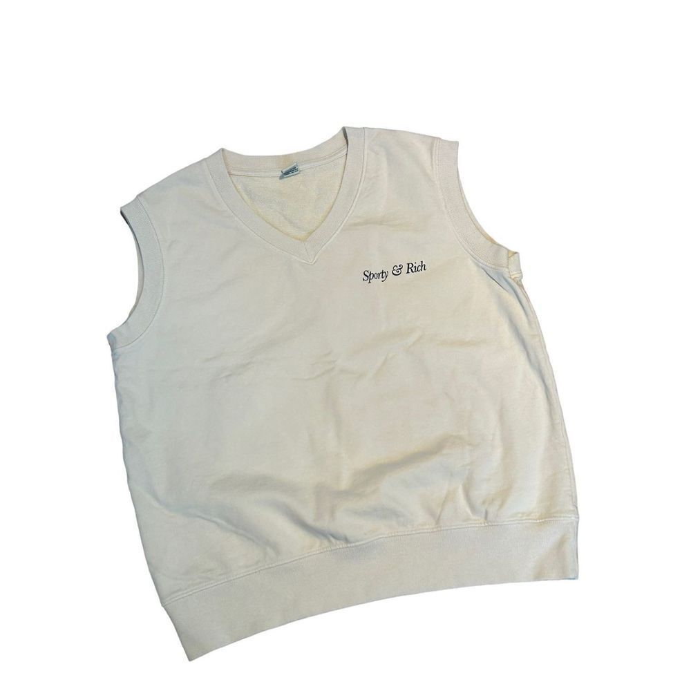 Sporty & Rich Italic Logo Sleeveless V-Neck Unisex Vest Beige Size Medium - Picture 2 of 7